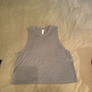 H&M Women's Ribbed Sleeveless Knit Tank Top